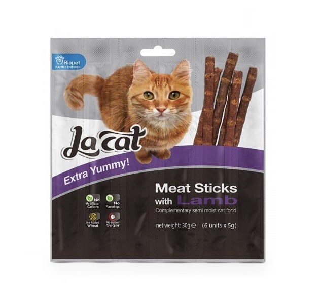 לה קט מקלות בשר עם כבש