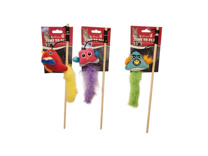 פטספרוג'קט משחק בובה עם נוצה על מקל